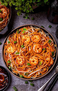 Prawns Schezwan Hakka Noodles