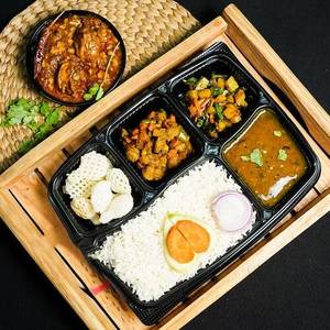 Chicken Bamboo- Shoot Thali