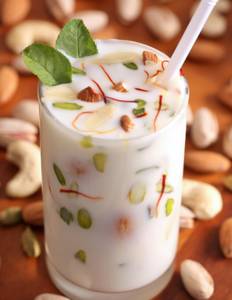 Dry Fruit Lassi