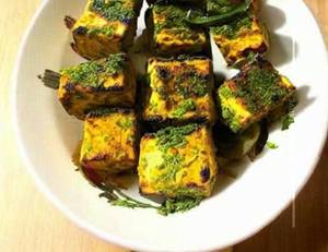 Sufiana Paneer Tikka