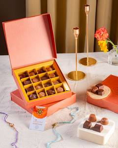 Chocolate box of 16[praline]