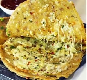 Cheese Chilly Garlic Paratha