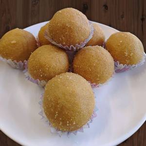 Besan Laddu Desi Ghee