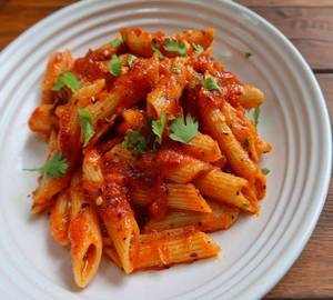 Red sauce pasta