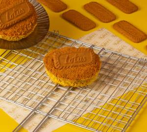 Lotus Biscoff Malai Ghewar