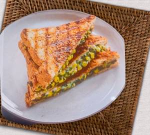 Spinach And Corn Sandwich