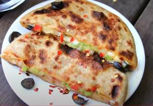 Special Pizza Paratha