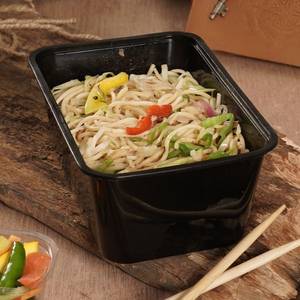 Vegetable Hakka Noodles