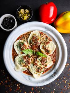 Spinach & Ricotta Ravioli Pasta ( Pink Sauce )