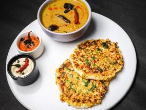 Paneer Uttapam