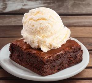 Brownie with ice