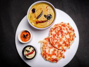 Onion and Tomato Uttapam