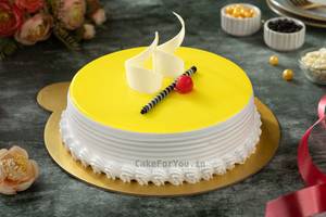 Pineapple Classic Cake