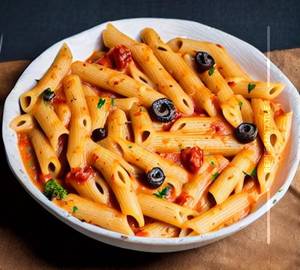 Red sauce pasta