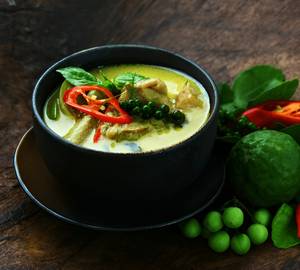 Naga Boiled Chicken With Bambooshoot Gravy [5 Pieces]