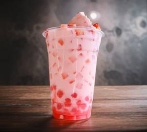 Strawberry boba shake