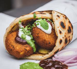 Aloo Tikki Roll