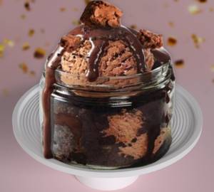 Chocolate sundae