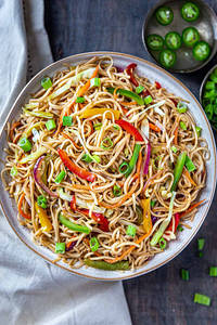 Veg Hakka Noodles