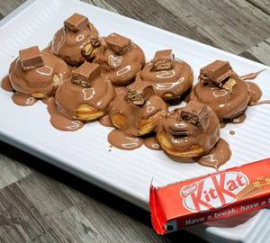 KitKat mini pancakes