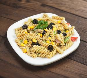 Veg Cheesy Alfredo Pasta