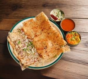 Onion rava dosa