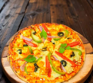 Paneer Mozzarella Cheese Pizza