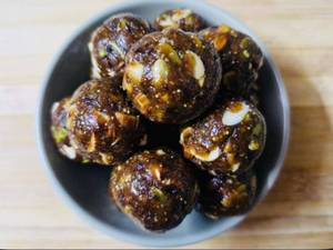 Anjeer [Figs] & Dryfruit Sweets [10pc]