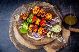 Paneer tikka [haryali/ peshawari/ peri peri/ malai]