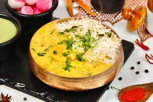 Kadi Pakoda With Chawal