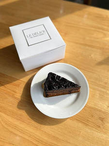 Pastry Chocolate Mousse Eggless Slice