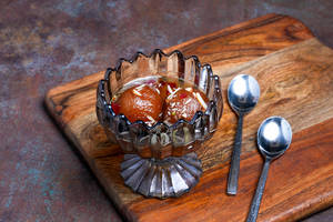 Gulab Jamoon (2 Pieces)