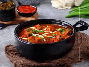 Paneer chilli in gravy