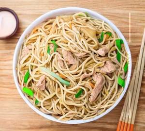 Chicken Hakka Noddles
