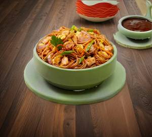 Chicken Egg Chowmein Street Style