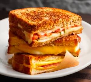 Cheese corn sandwich
