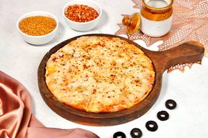 Cheese pizza