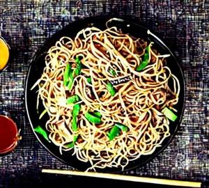 Hakka noodles