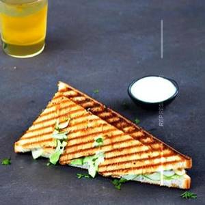 Veg grilled sandwich