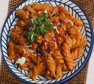 Schezwan vegetable pasta