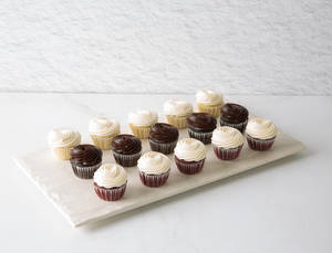 Assorted Cupcakes [3 variation 15pcs] With Sleeve