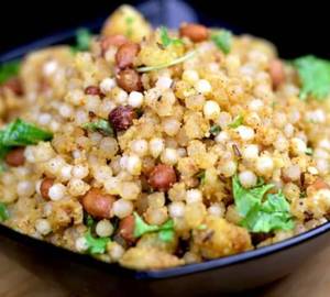 Masala sabudana khichdi