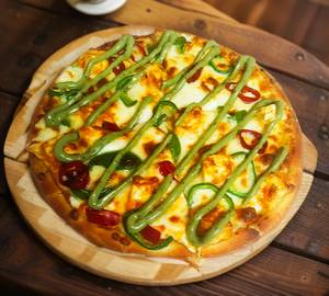 Indi tandoori paneer pizza