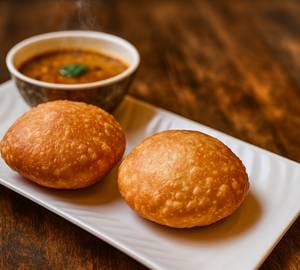 Kachori With Aloo Ki Sabzi ( 2 Piece  )
