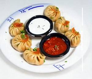 Veg crispy momos