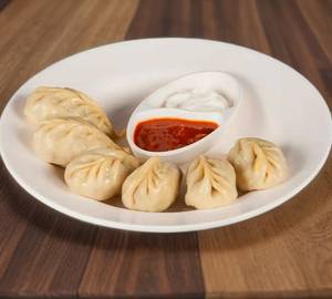 Paneer steamed momos