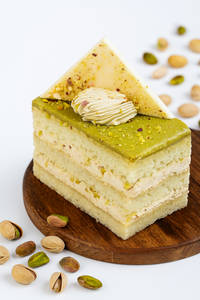 Pistachio Pastry