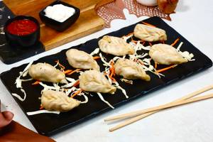 Paneer Momos [8 Pieces]