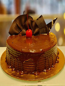 Milk Chocolate  Truffle  Premium Cake
