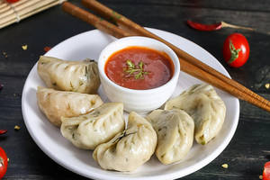 Schezwan Steam Momos